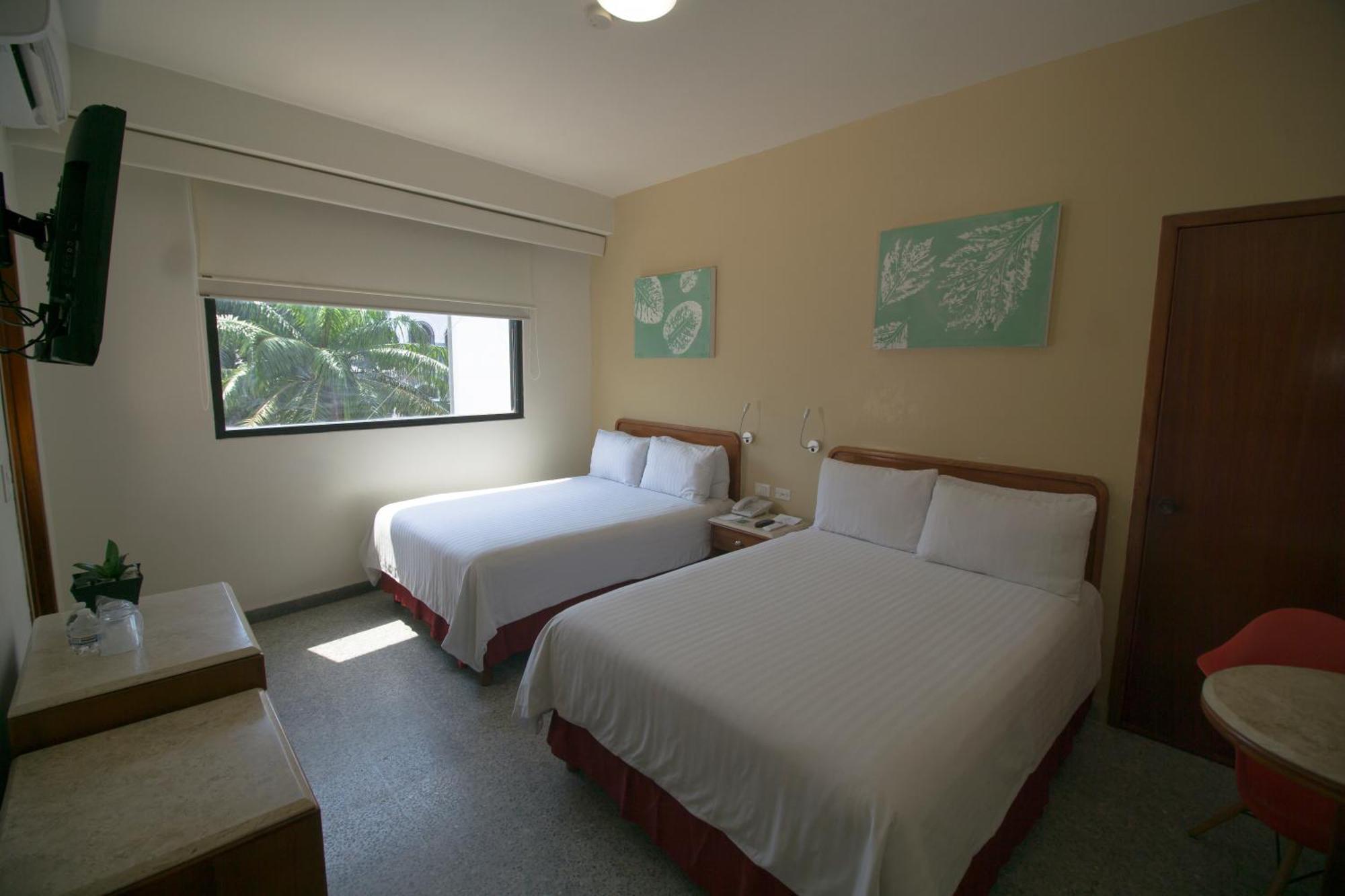 Olmeca Plaza Urban Express Hotel Villahermosa Room photo